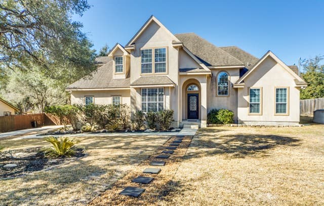4-bedroom rental at 26875 Hogan in San Antonio, TX — photo 3