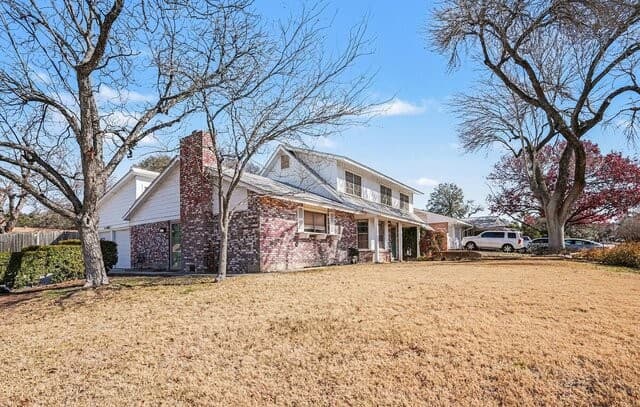 4-bedroom rental at 207 Coronet in San Antonio, TX — photo 2