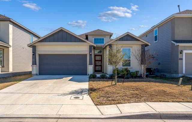 4-bedroom rental at 8336 Sunrise Glen in Selma, TX — photo 1