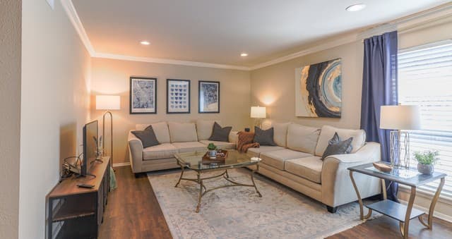 3-bedroom rental at 7500 Callaghan Rd Unit 236 in San Antonio, TX — photo 1