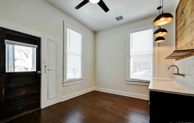 1-bedroom rental at 423 W Woodlawn Ave Unit 2 in San Antonio, TX — photo 4