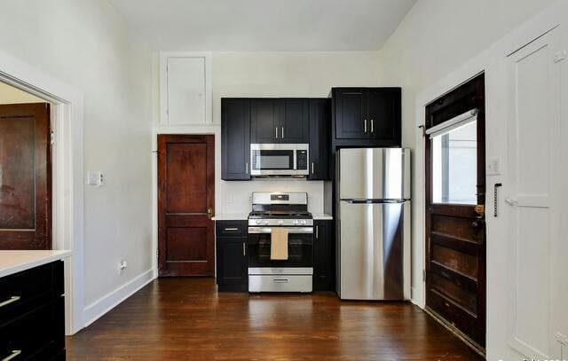 1-bedroom rental at 423 W Woodlawn Ave Unit 2 in San Antonio, TX — photo 5