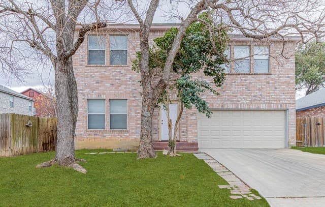 3-bedroom rental at 11015 Kimes Park Dr in San Antonio, TX — photo 1