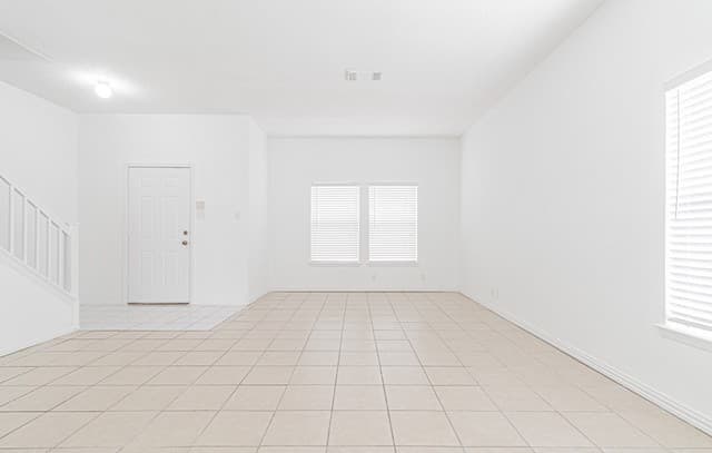 3-bedroom rental at 11015 Kimes Park Dr in San Antonio, TX — photo 3