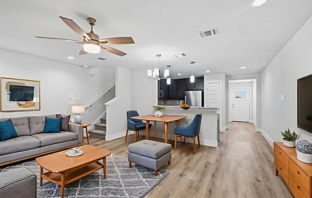 rental at 728 Abigail Alley in San Antonio, TX — photo 3