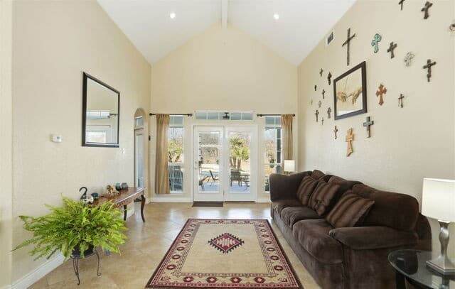 Home for sale at 6695 Fm 3175 in Somerset, TX — photo 5