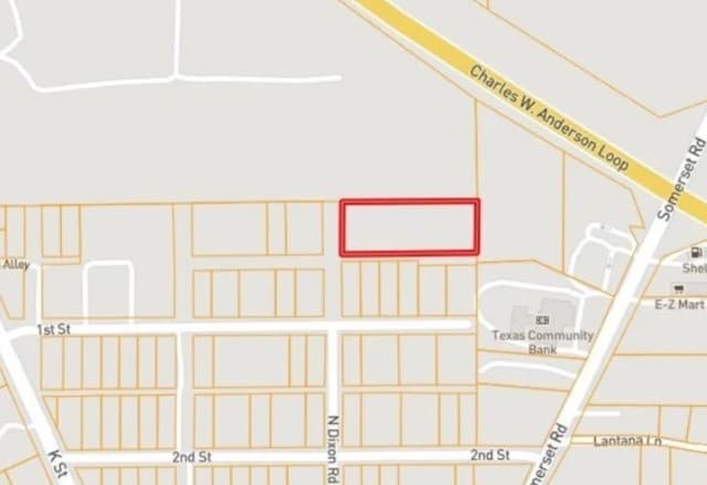 rental at 1 Somerset in Somerset, TX — photo 2