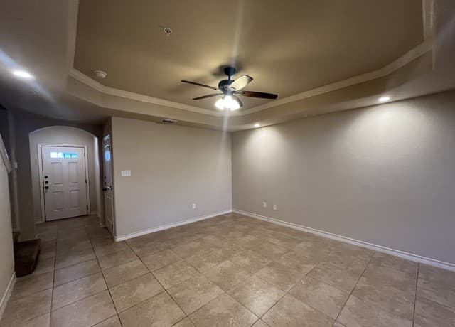3-bedroom rental at 6407 Marcel Way Unit 102 in San Antonio, TX — photo 5