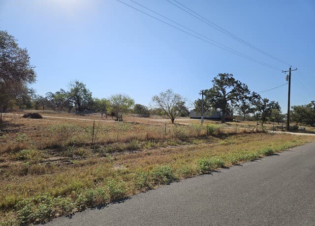 Home for sale at 422 Pr Sunset Vista in Somerset, TX — photo 3