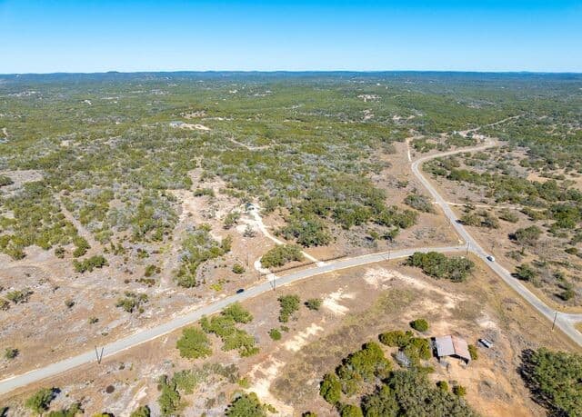 rental at 174 Crescent Ridge in Hondo, TX — photo 5