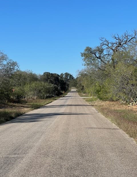 rental at 0 Red Barn Rd in Poteet, TX — photo 3