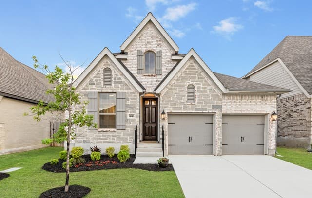 4-bedroom rental at 14146 Blind Bandit Crk in San Antonio, TX — photo 2