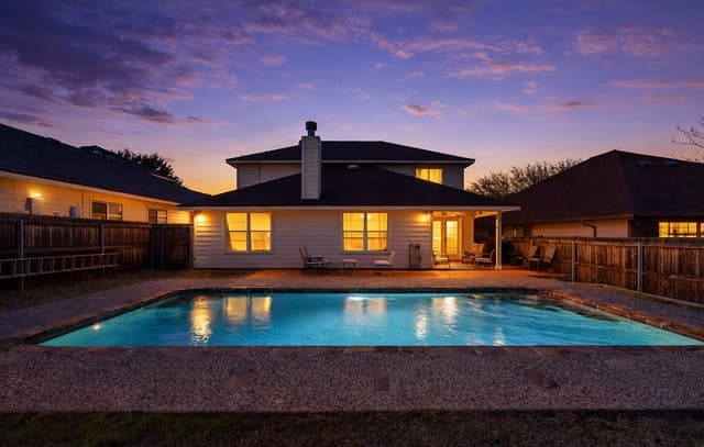 4-bedroom rental at 7306 Scordato in San Antonio, TX — photo 2