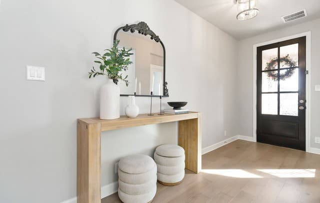 4-bedroom rental at 315 Sonata Canyon in Spring Branch, TX — photo 2
