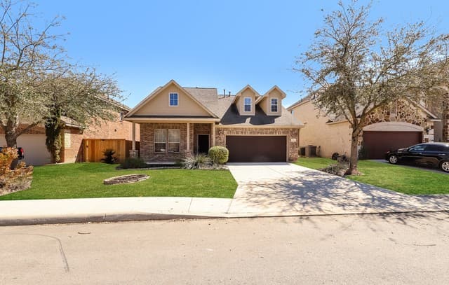 4-bedroom rental at 7910 William Grove in San Antonio, TX — photo 1