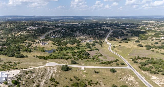 rental at 1496 Majestic Hills in Blanco, TX — photo 2