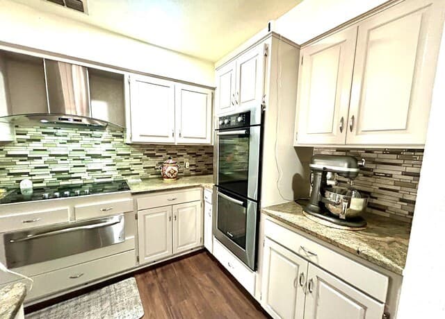 4-bedroom rental at 6302 Port Royal in San Antonio, TX — photo 5
