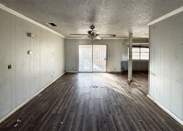 3-bedroom rental at 8515 Glen Ct in San Antonio, TX — photo 3