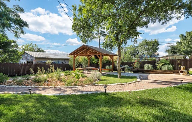 Home for sale at 425 Parland in San Antonio, TX — photo 5
