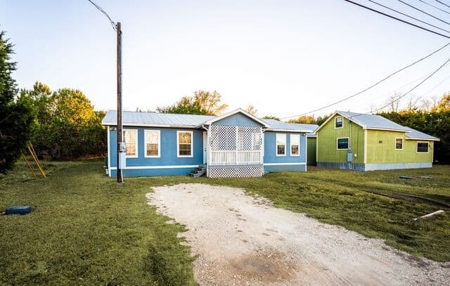 rental at 289 Chaparral Dr in Bandera, TX — photo 5
