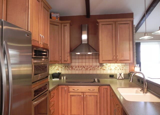 4-bedroom rental at 4406 Monaco in San Antonio, TX — photo 4