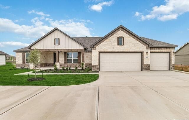4-bedroom rental at 21139 Prairie Rose in San Antonio, TX — photo 2