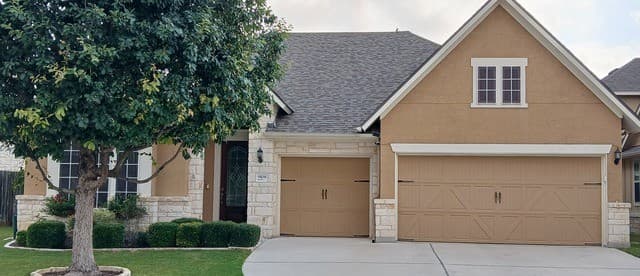 3-bedroom rental at 9108 Trail Stem in Schertz, TX — photo 2