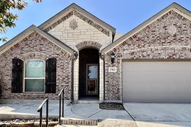 4-bedroom rental at 27823 Dana Creek in Boerne, TX — photo 3