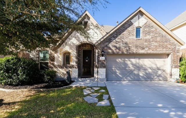 3-bedroom rental at 216 Aspen in Boerne, TX — photo 1