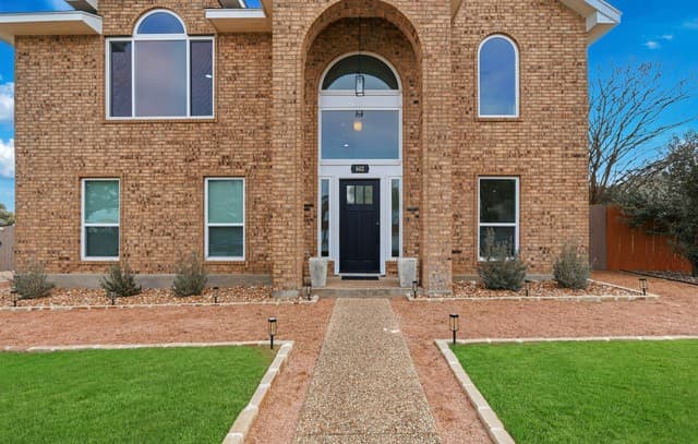 4-bedroom rental at 602 Lightstone in San Antonio, TX — photo 5