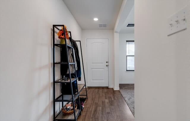 4-bedroom rental at 11315 Edelweiss in San Antonio, TX — photo 5