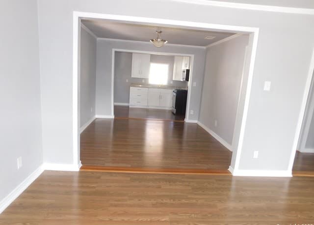 Home for sale at 417 E Huff Ave in San Antonio, TX — photo 3