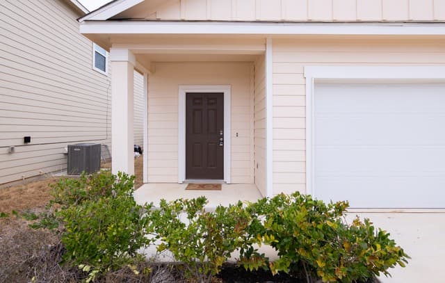 Home for sale at 14423 Bonito Loop in San Antonio, TX — photo 4