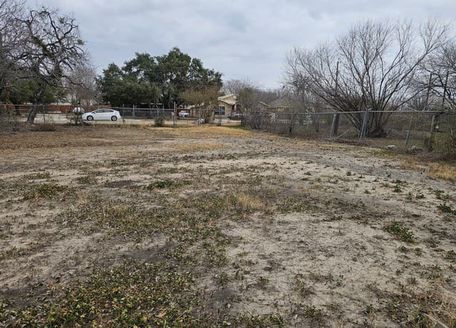 rental at 7519 Shetland Dr in San Antonio, TX — photo 5