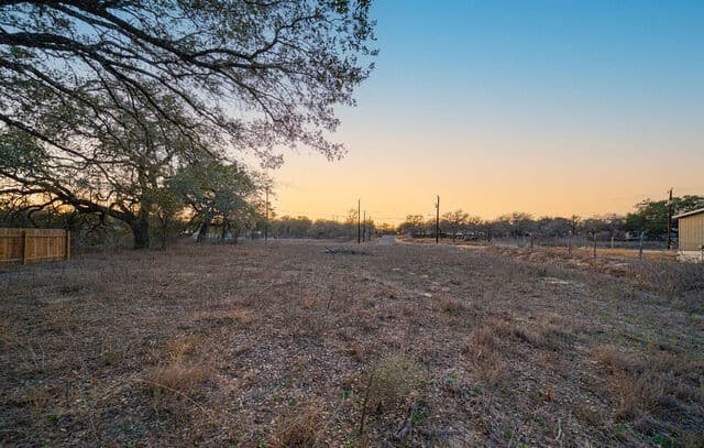 rental at 000 Copper Canyon in Elmendorf, TX — photo 5