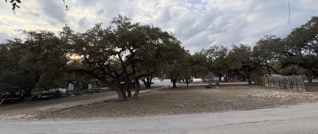 Home for sale at 138 Lakeshore Dr S in Bandera, TX — photo 2