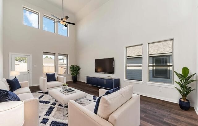 3-bedroom rental at 16642 Ginger Crossing in Elmendorf, TX — photo 3