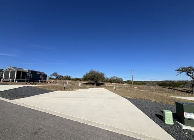 rental at 5386 Ranch Road 1376 #6 in Fredericksburg, TX — photo 2