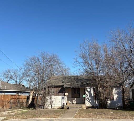3-bedroom rental at 1610 22nd in San Antonio, TX — photo 4