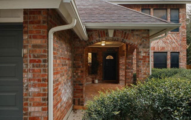 4-bedroom rental at 14410 Cedar Glade in San Antonio, TX — photo 5