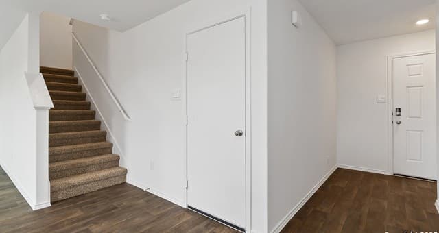 3-bedroom rental at 1010 Calle Altea Rd in San Antonio, TX — photo 3