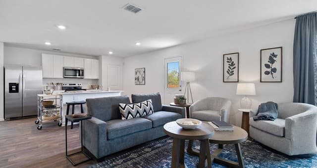 5-bedroom rental at 4247 Marjoram Landing in Von Ormy, TX — photo 5