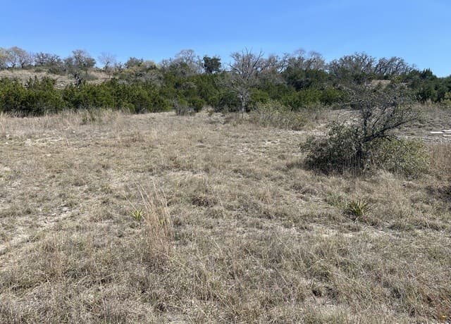 rental at 23111 Norfolk Cyn in San Antonio, TX — photo 4