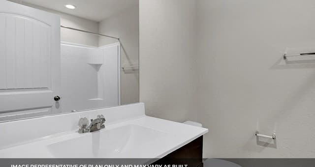 4-bedroom rental at 132 Hazel Peak in Boerne, TX — photo 5