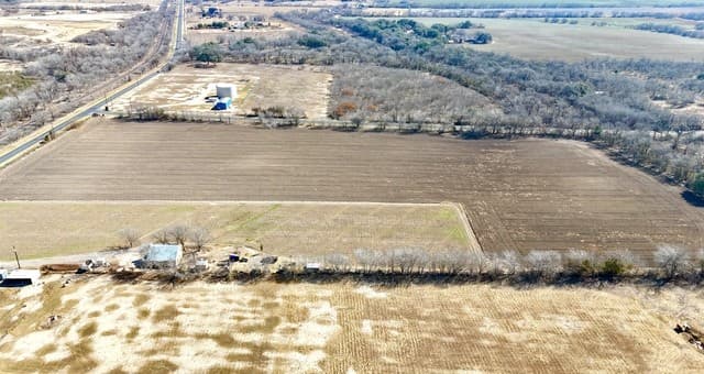 rental at 13310 Macdona Lacoste in Atascosa, TX — photo 4