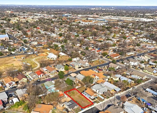 rental at 2229 S Trinity in San Antonio, TX — photo 5