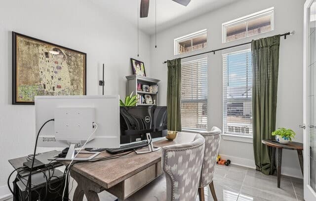 4-bedroom rental at 156 Moon in Castroville, TX — photo 3