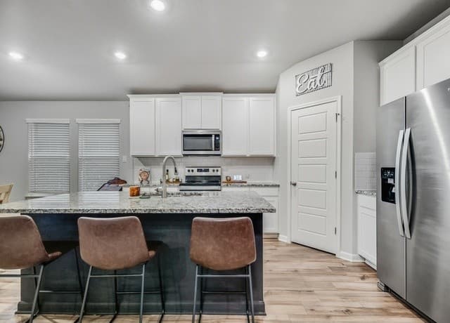 3-bedroom rental at 11535 Sagebrooke Run in San Antonio, TX — photo 4