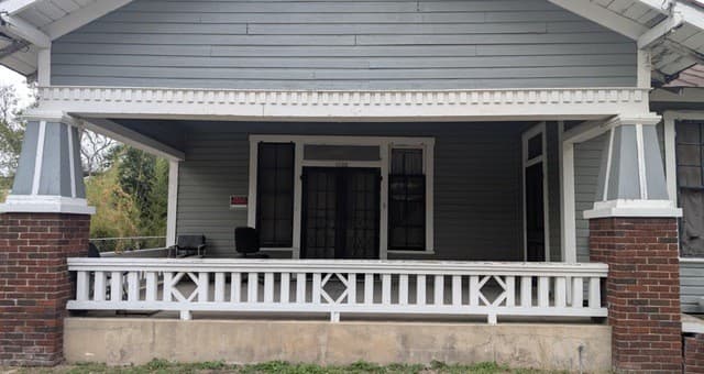 3-bedroom rental at 1122 Burnet in San Antonio, TX — photo 4