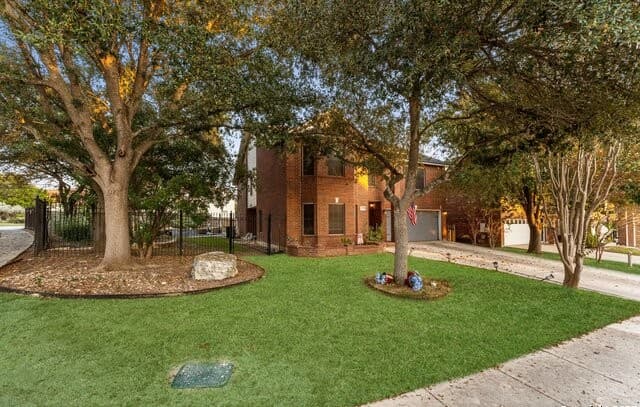4-bedroom rental at 1600 Osage in Schertz, TX — photo 4